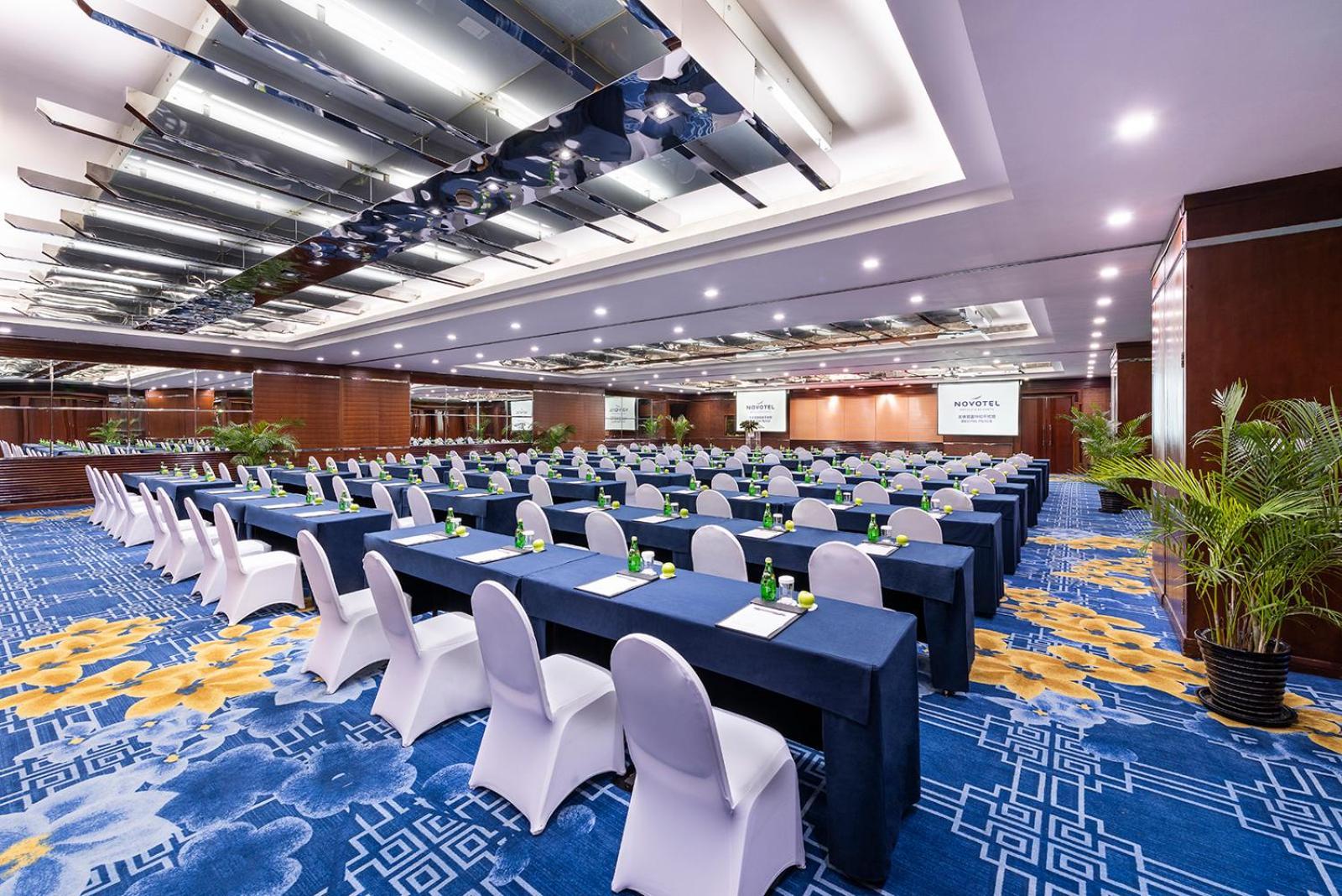 Novotel Beijing Peace Kültér fotó